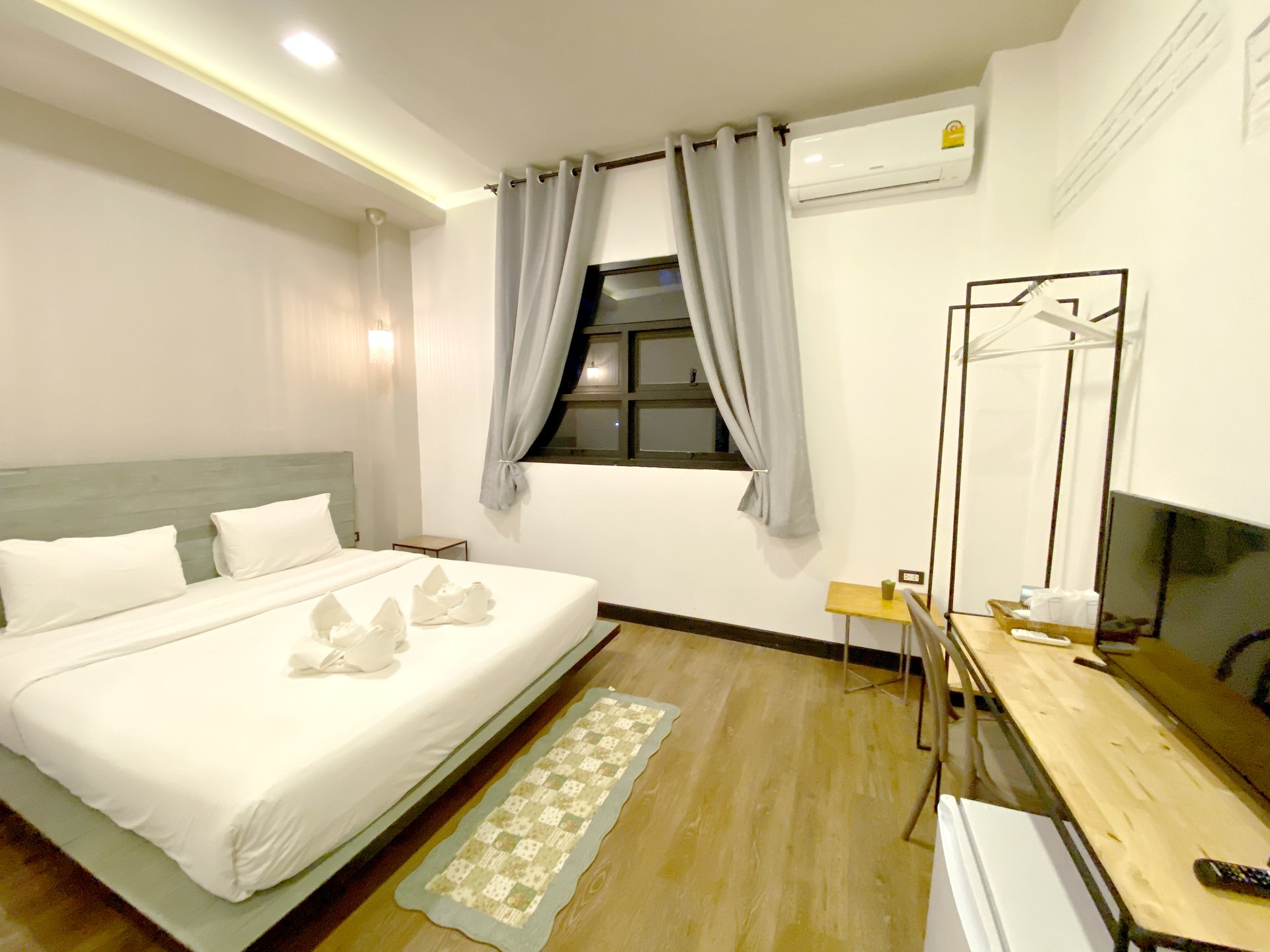 Cozy Boutique Loft Suite room overview